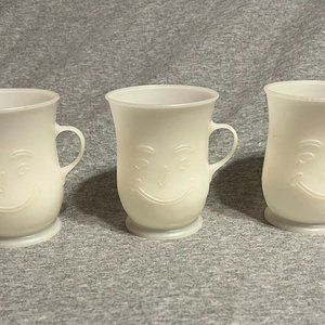 Kool-Aid Man Plastic Cup Set of 3, in the color white